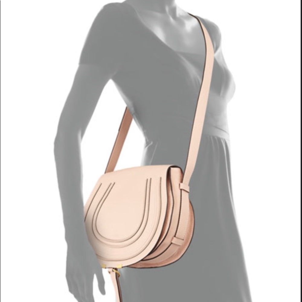 Like New Chloé Marcie Med Horseshoe Crossbody Bag